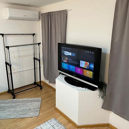 מוסטר Gray Harmony Rooms מראה חיצוני תמונה