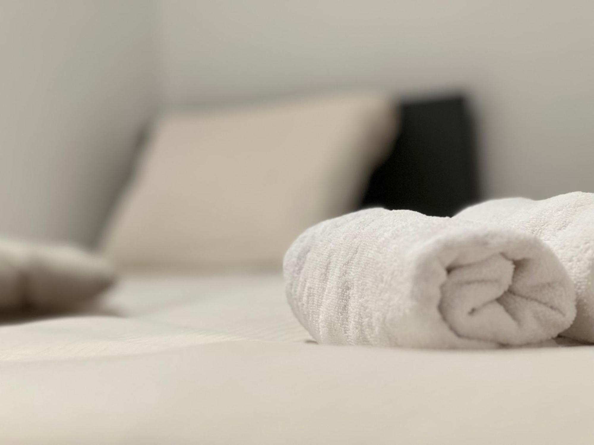 מוסטר Gray Harmony Rooms מראה חיצוני תמונה